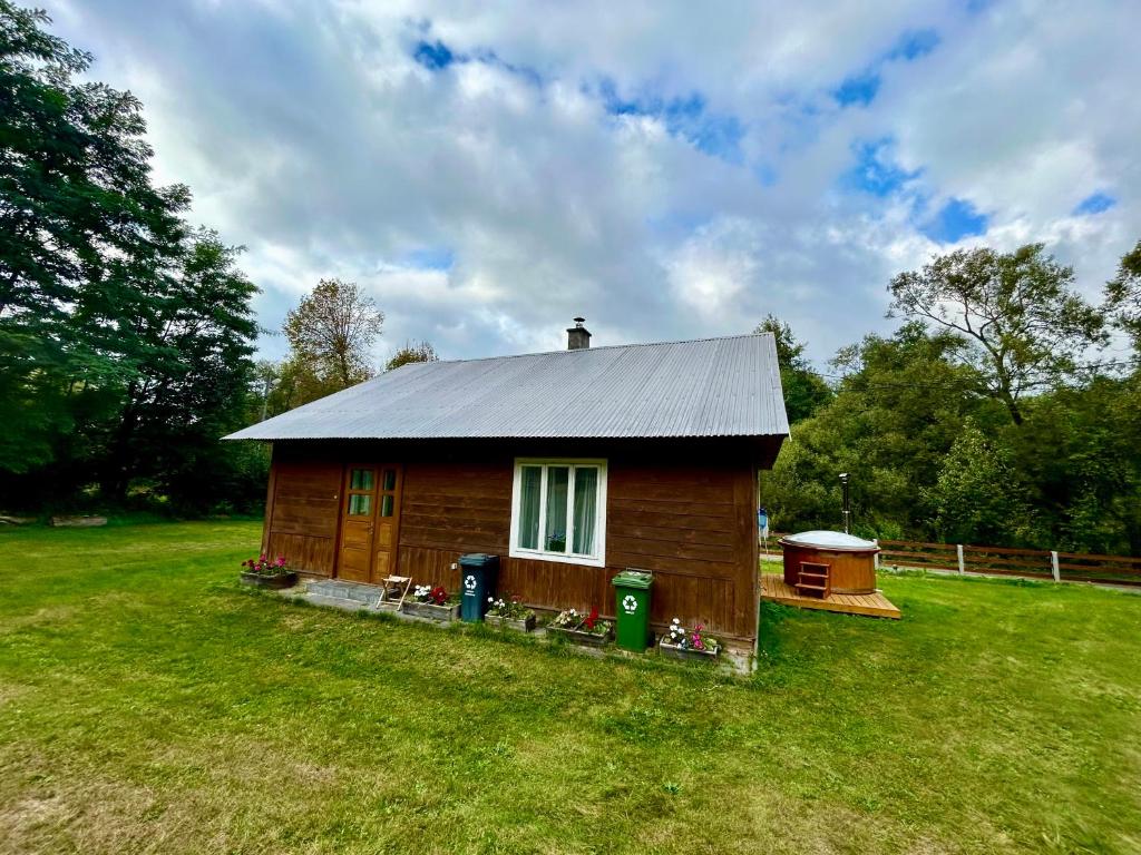 Sielanka za Rzeką – domek z zewnątrz