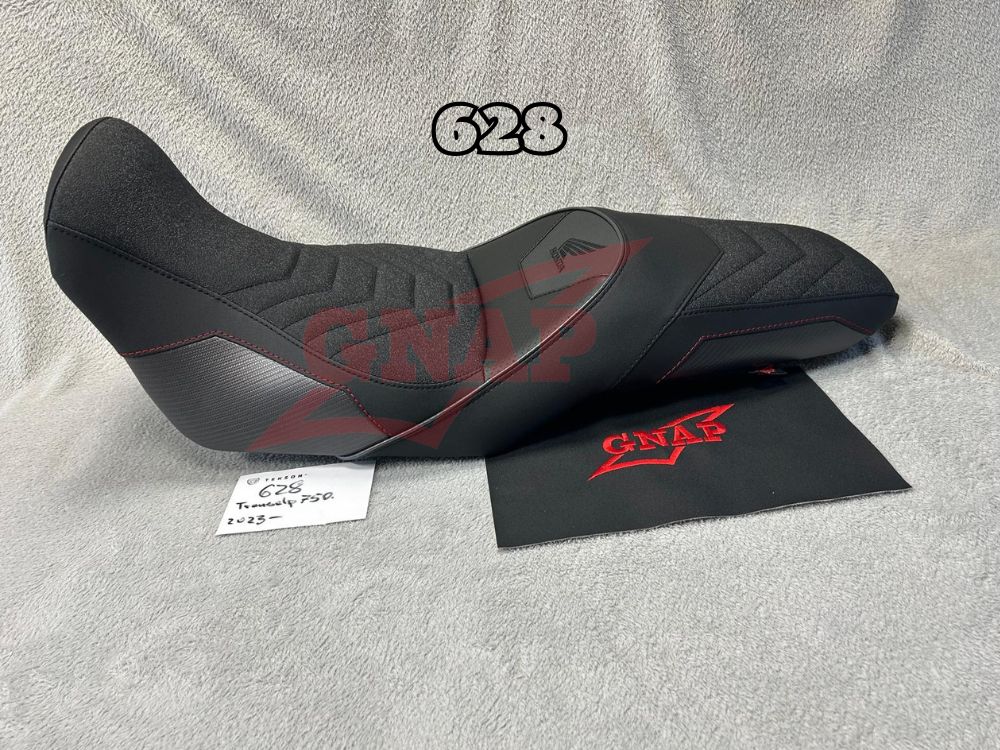 Honda Transalp 750 #628 — Comfort + Carbon Grafit - obrazek 2