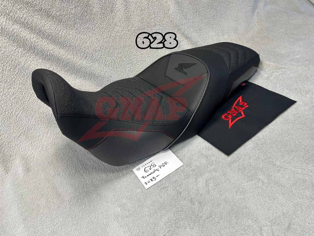 Honda Transalp 750 #628 — Comfort + Carbon Grafit