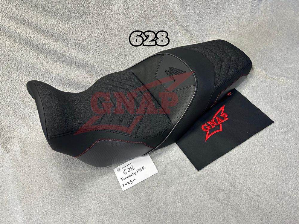 Honda Transalp 750 #628 — Comfort + Carbon Grafit - obrazek 5