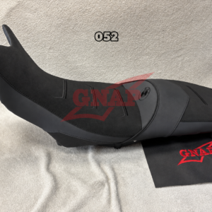 BMW F700/F800 GS #MT52 — Comfort Full Black + Alcantara